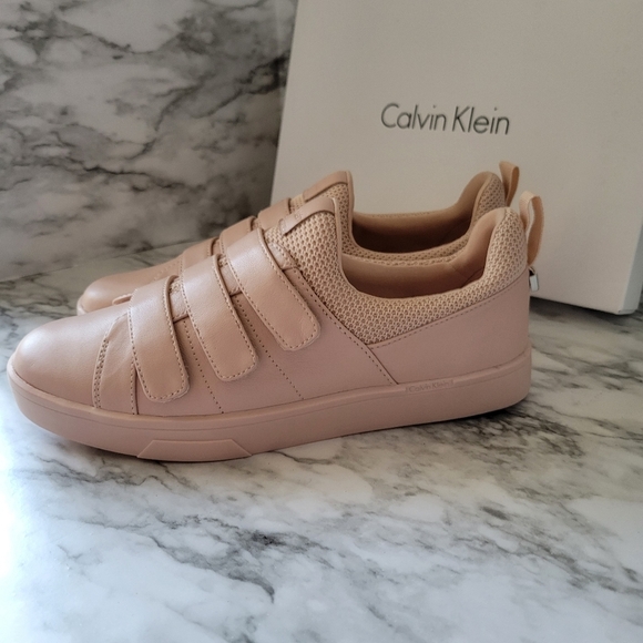 Calvin Klein Velcro Sneakers 6 Nude Pink - Picture 3 of 5